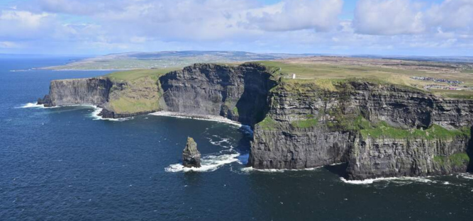 Les Falaises de Moher dans le comté de Clare